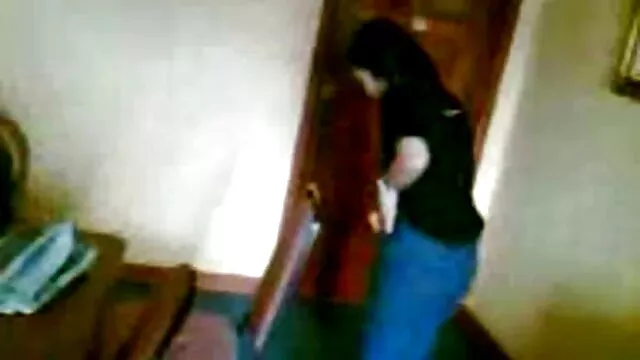 لباس‌های زیر زنانه لزبین سیاه‌پشتی که در جلسه سافیک به صورت آنال فیلم بدون فیلتر سکسی بازی می‌شوند