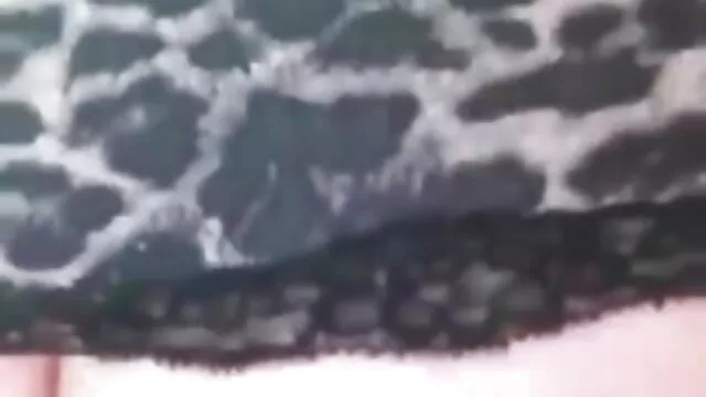استپ سیس بیدمشک، ناتنی منحرف را فاک می کند و آن را با یک فیلم سکسی با فیلتر شکن عزیزم الاغ بزرگ به اشتراک می گذارد